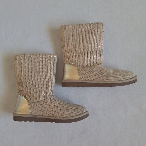 💙 Arizona Sequined Comfort Booties Size 11 Gold Fall Winter Warm - Picture 1 of 8